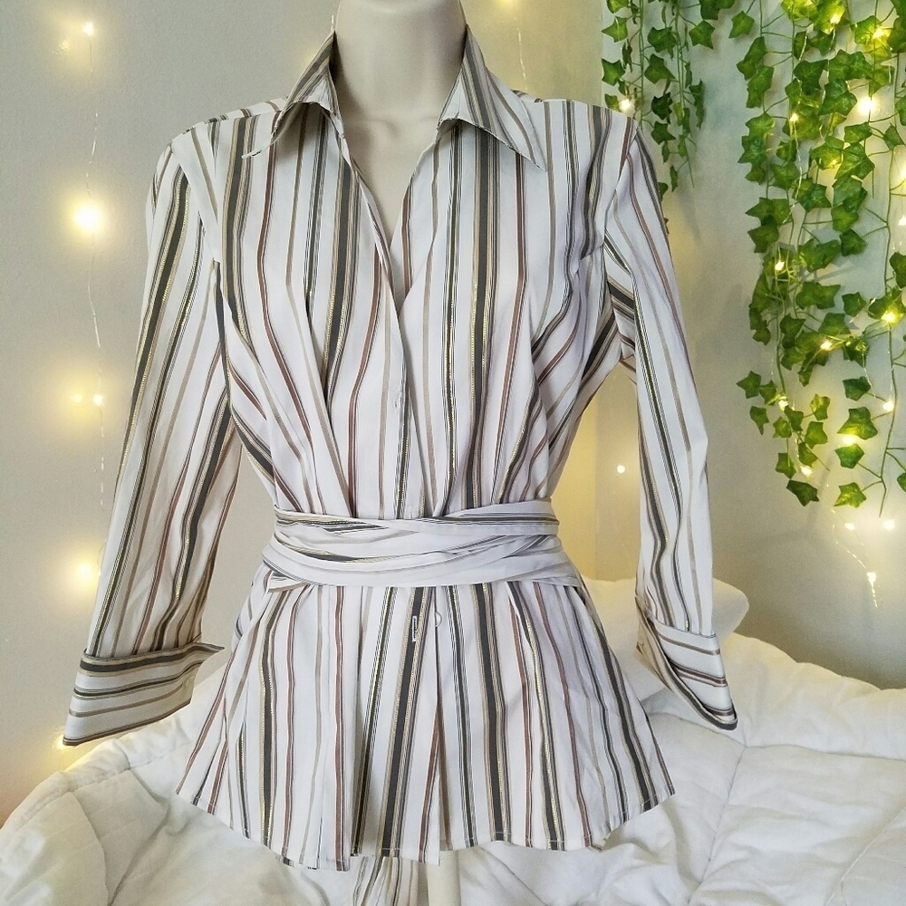 Stretch she scool button up blouse